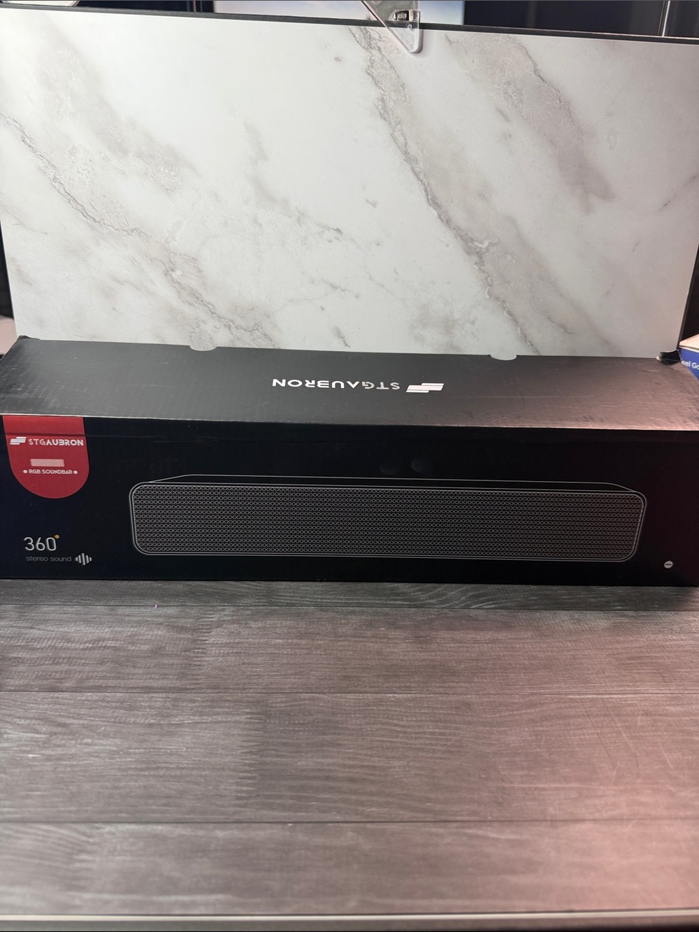 Black Bluetooth Soundbar - 360° Stereo Sound